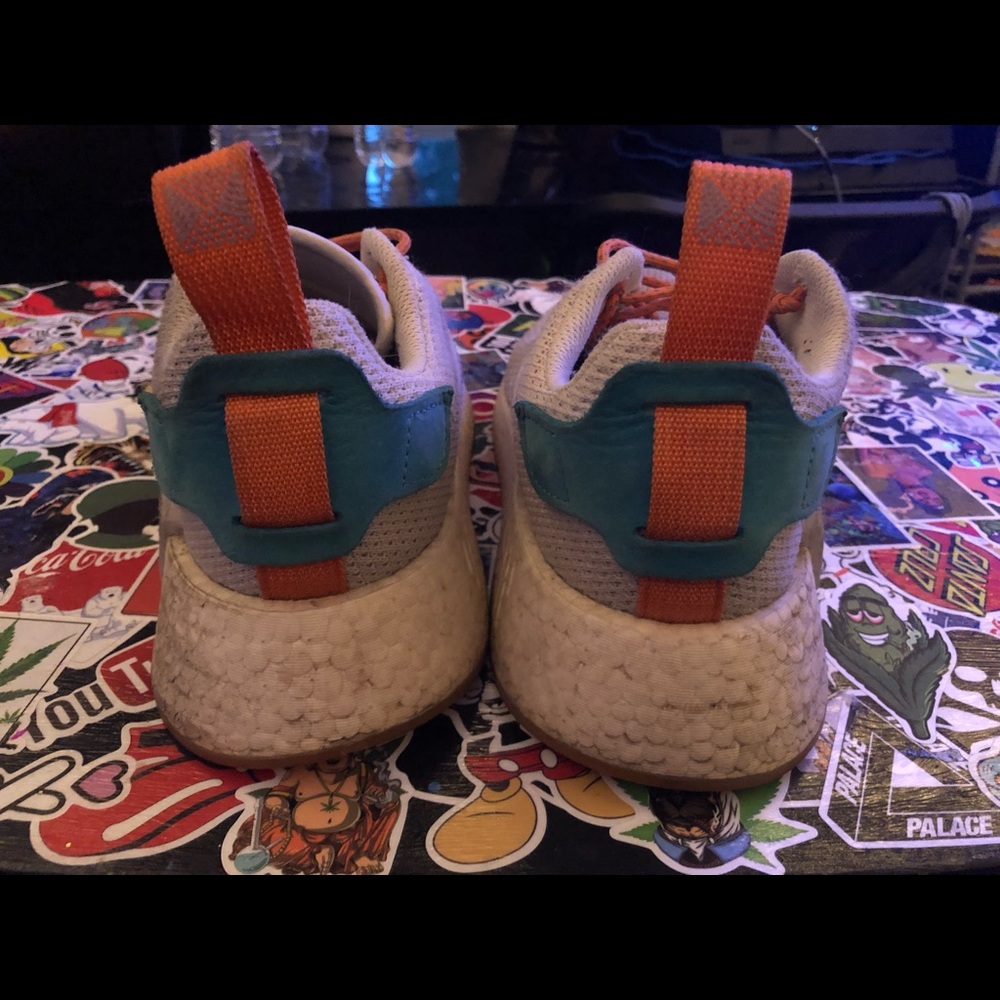 Adidas - Picture 3 of 5